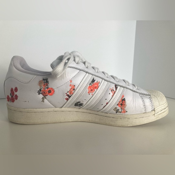 Women’s Adidas Superstar Floral Design Shoes - Picture 8 of 10